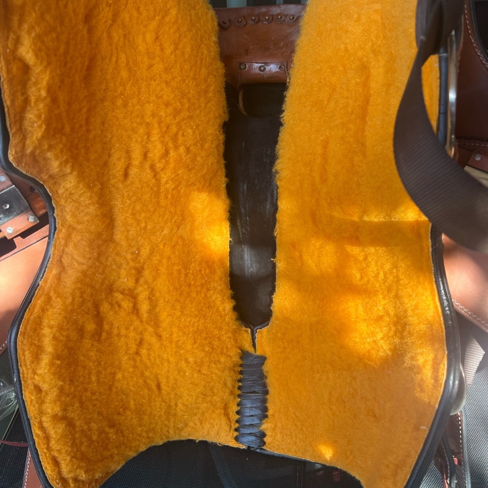 Silver Royal Timber Western Trail Saddle - Picture 7 of 11